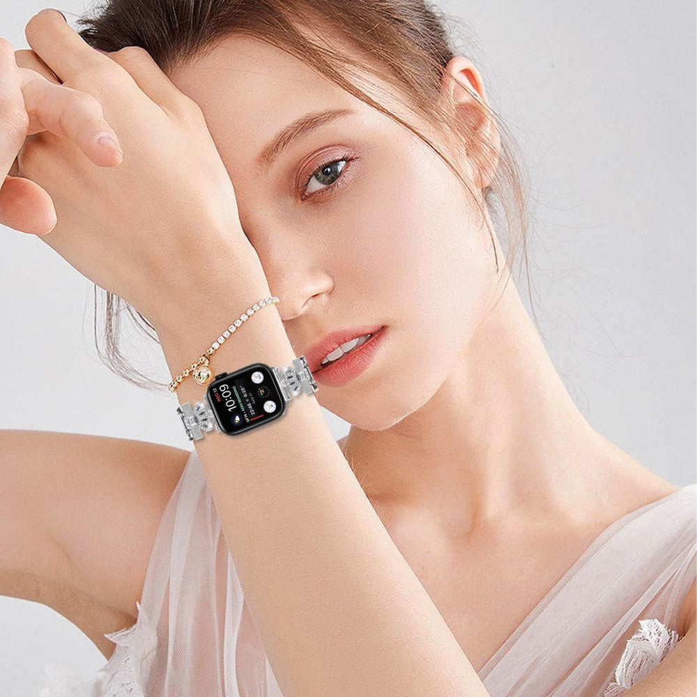 Vildt Rart Metal Og Rhinsten Universal Rem passer til Apple Smartwatch - Sølv#serie_3