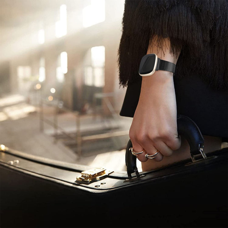 Yndigt Metal Universal Rem passer til Fitbit Sense 2 / Fitbit Versa 4 - Sort#serie_2